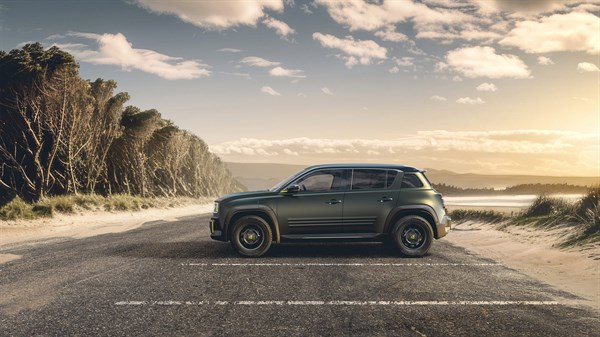 garde au sol - R4 flower power concept - Renault