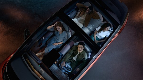 espace à vivre confortable & modulable - Renault R-Space Lab